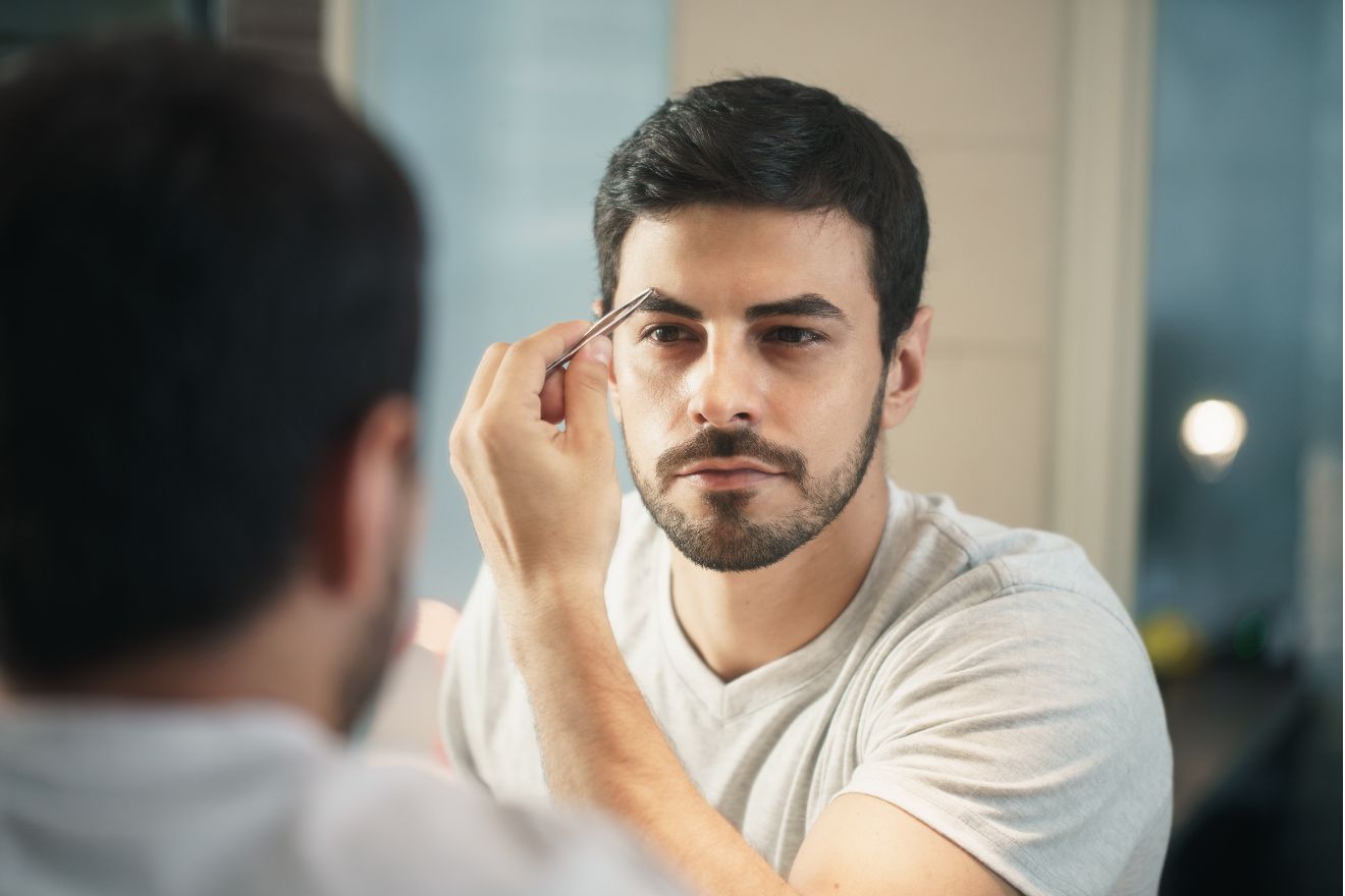 How to Trim & Maintain Men’s Eyebrows