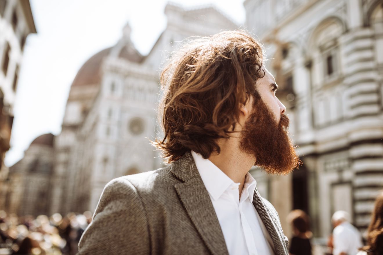 How to Groom and Maintain a Long Beard